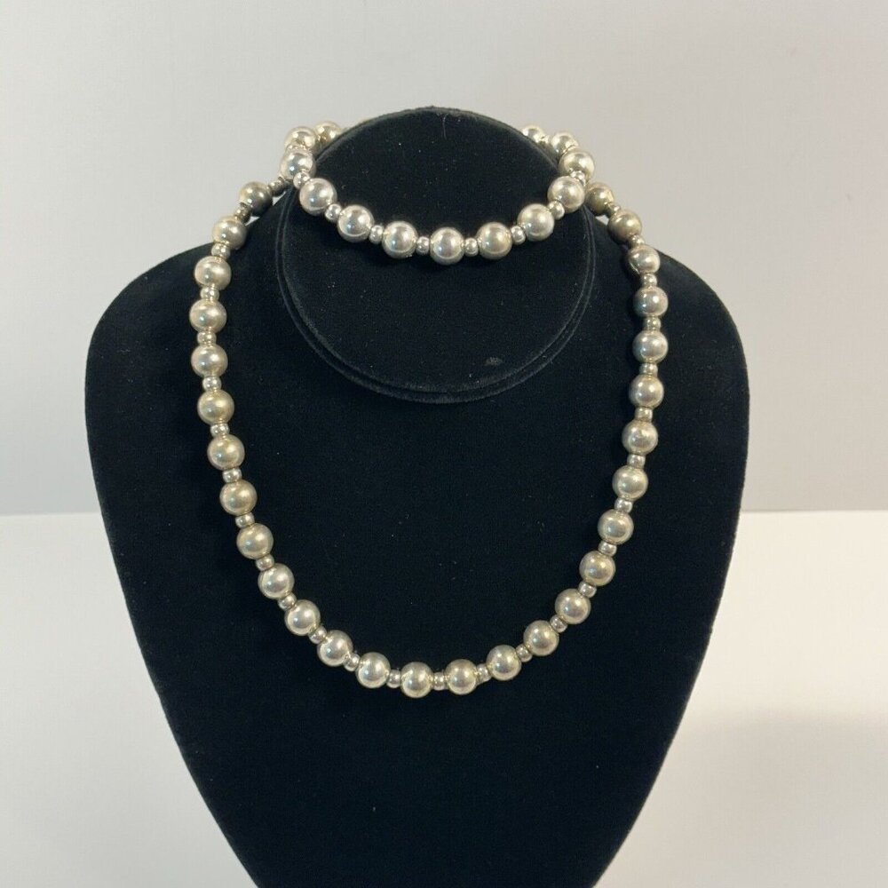 Vintage Womens Silver Beaded Ball Choker Necklace & Bracelet Set